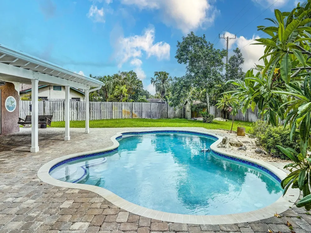 5700 SW 115TH AVENUE Cooper City, FL 33330