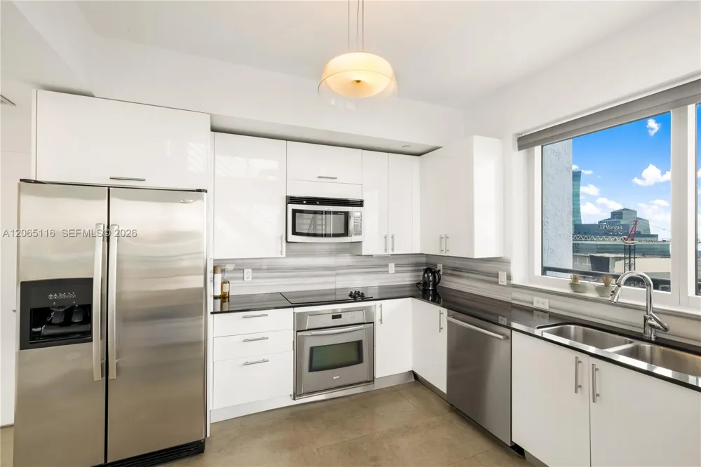 60 SW 13th St #4001 Miami, FL 33130