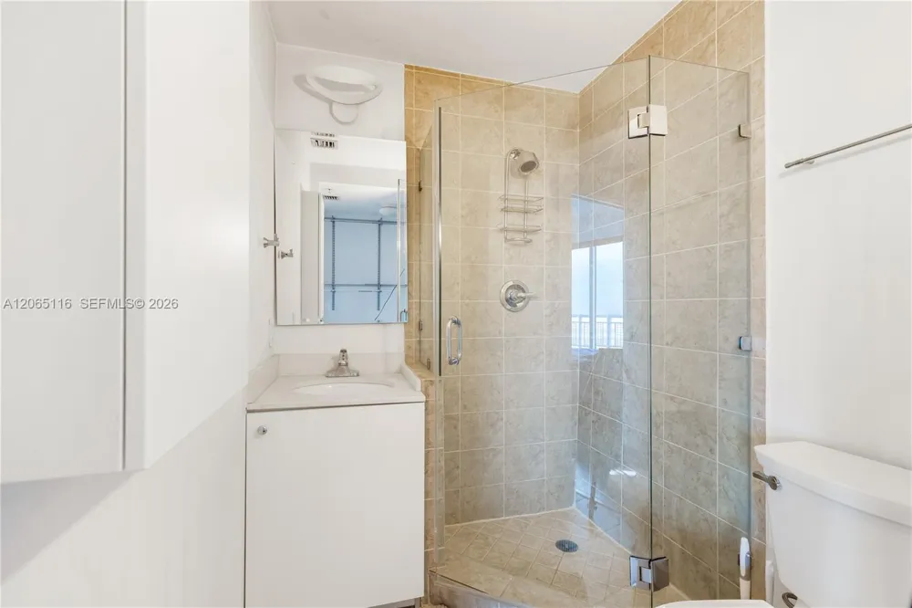 60 SW 13th St #4001 Miami, FL 33130
