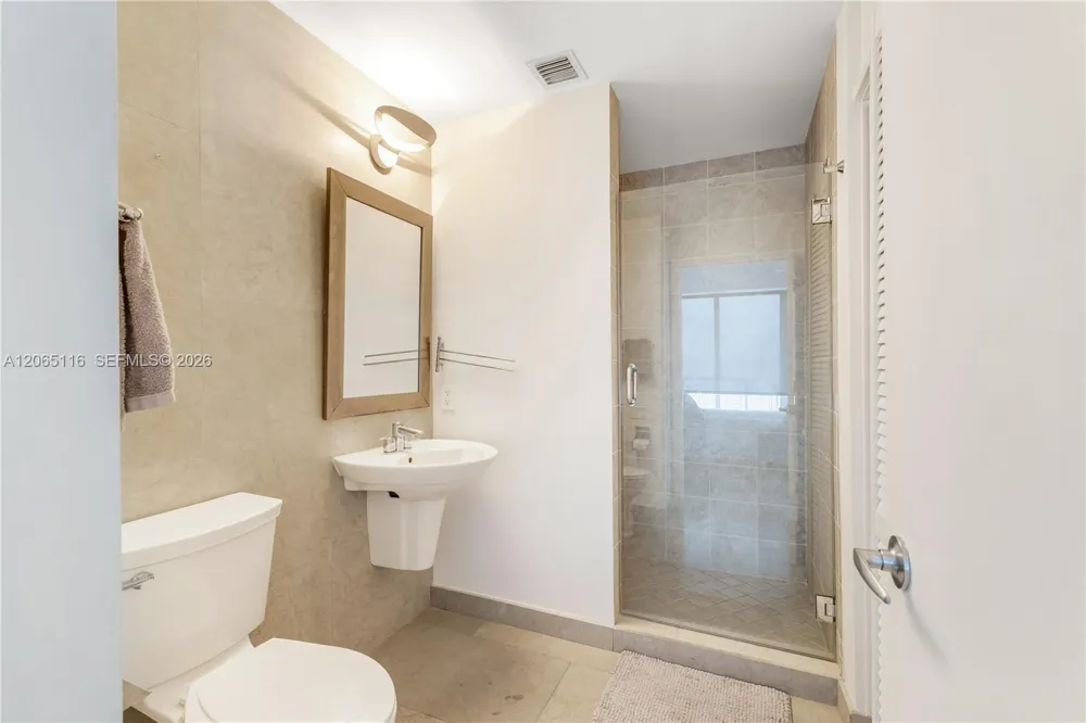 60 SW 13th St #4001 Miami, FL 33130