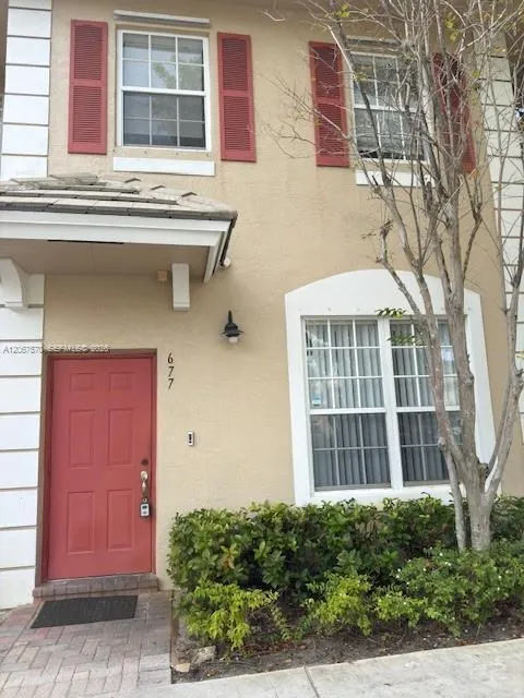 677 NW 42nd Ave
