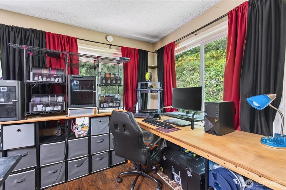 236 Laverne Drive Kalama, WA 98625