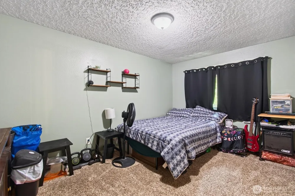 236 Laverne Drive Kalama, WA 98625