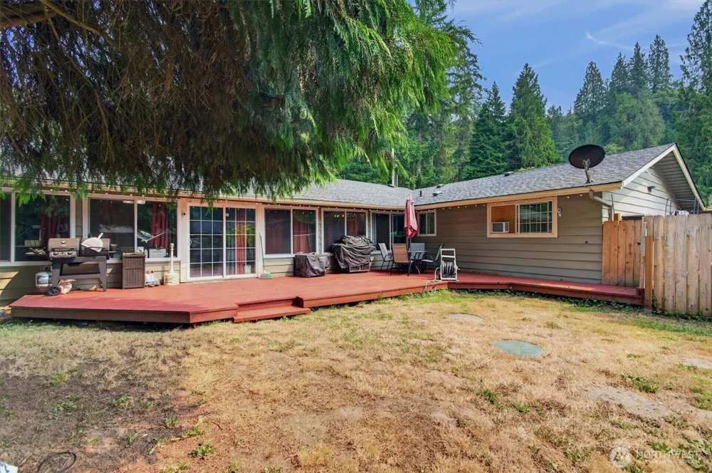 236 Laverne Drive Kalama, WA 98625