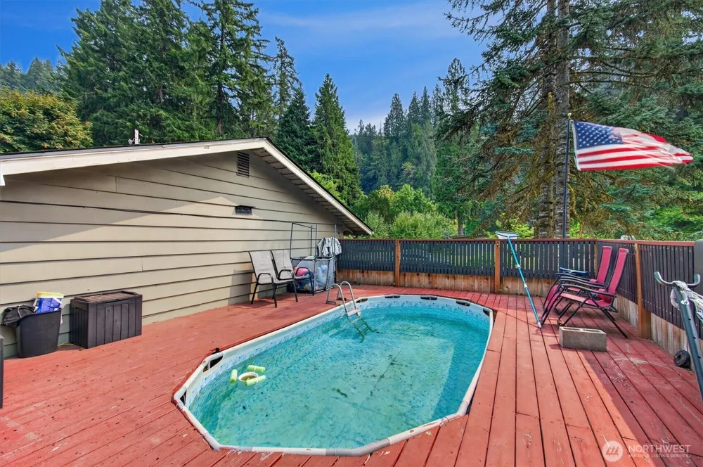 236 Laverne Drive Kalama, WA 98625