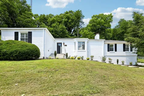 114 Fairview Dr