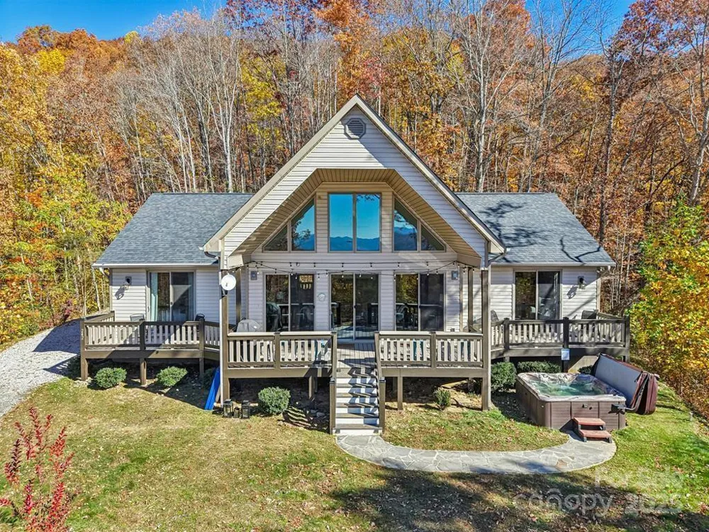 242 Crossview Drive Bryson City, NC 28713