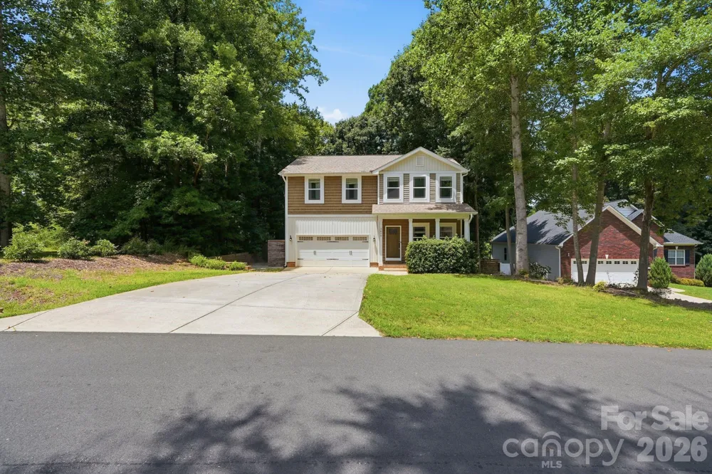 3675 W Bay Drive Sherrills Ford, NC 28673