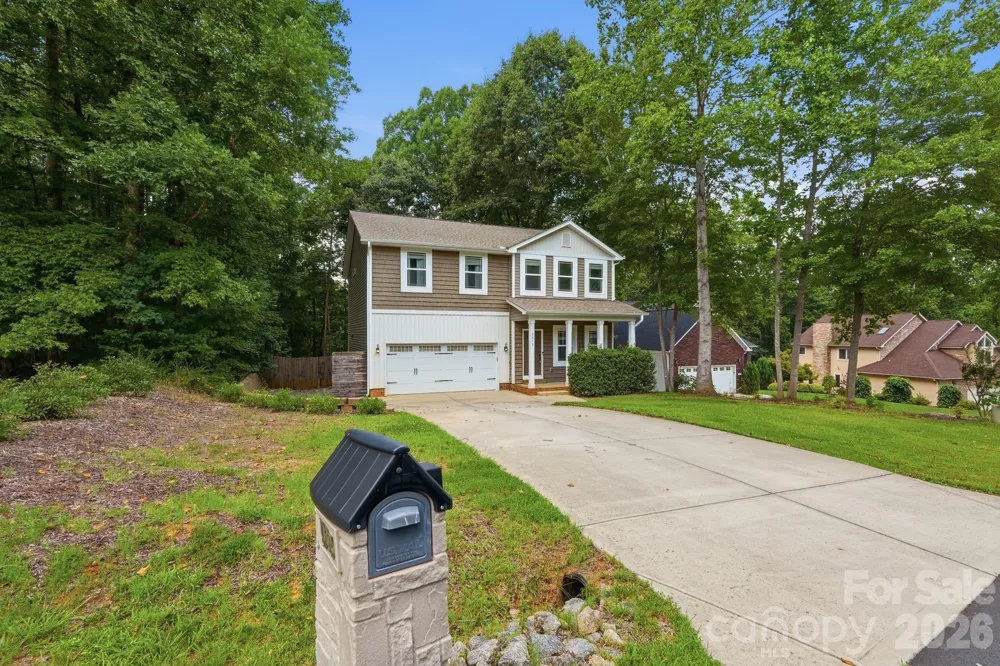 3675 W Bay Drive Sherrills Ford, NC 28673