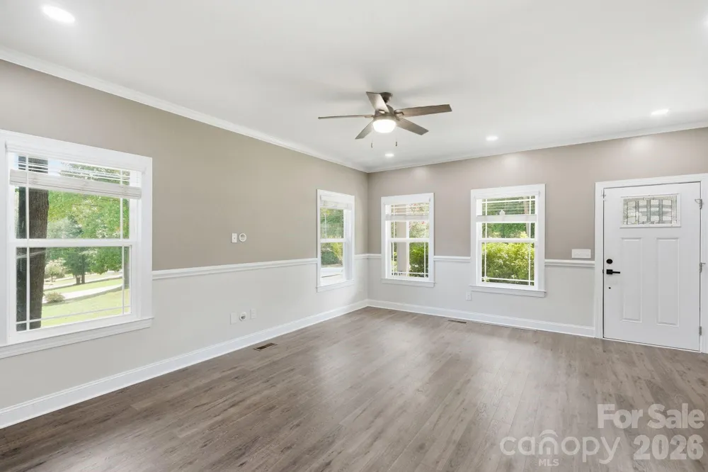 3675 W Bay Drive Sherrills Ford, NC 28673