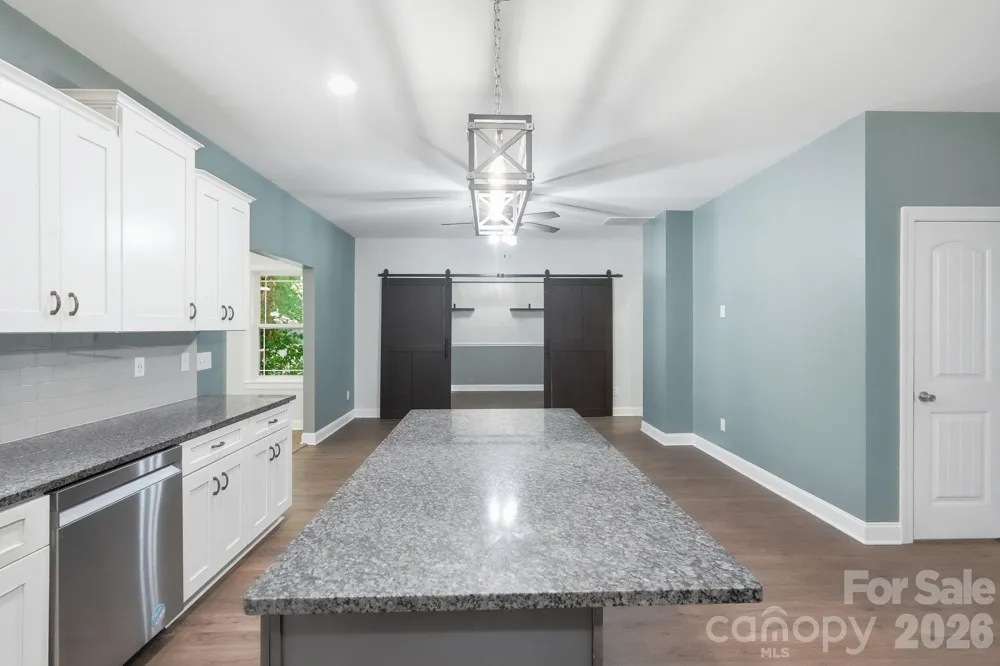 3675 W Bay Drive Sherrills Ford, NC 28673