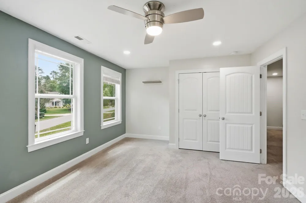 3675 W Bay Drive Sherrills Ford, NC 28673