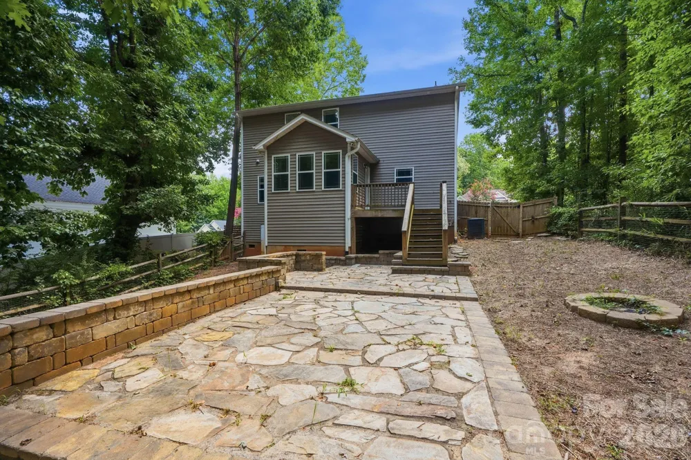 3675 W Bay Drive Sherrills Ford, NC 28673