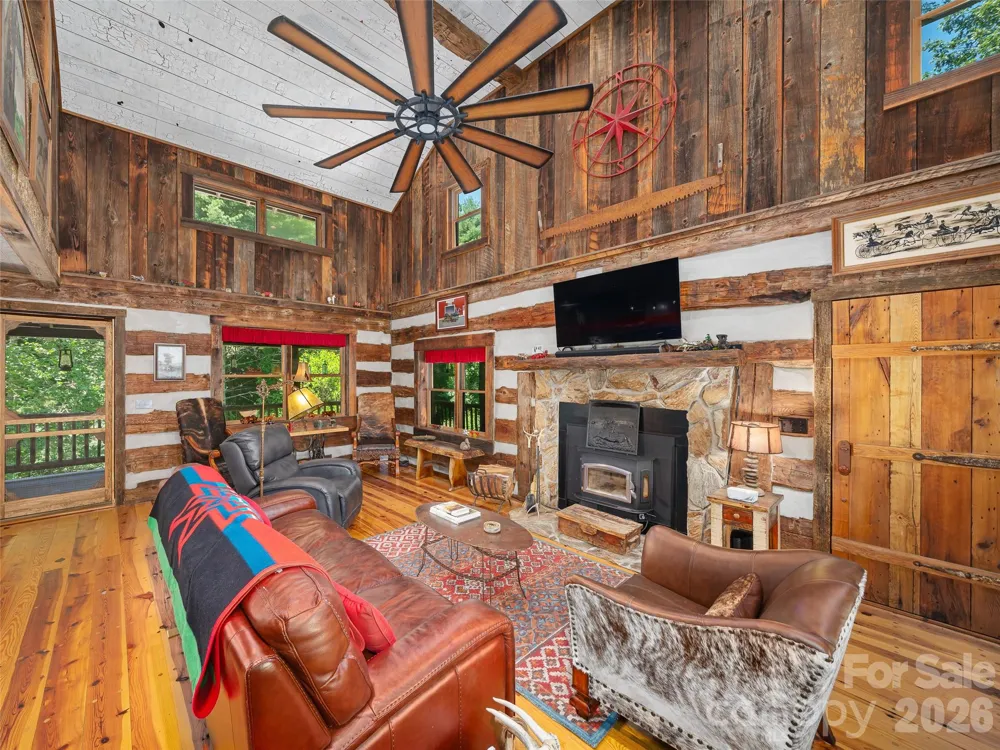 503 White Pine Lane Bakersville, NC 28705