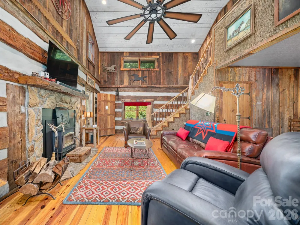 503 White Pine Lane Bakersville, NC 28705