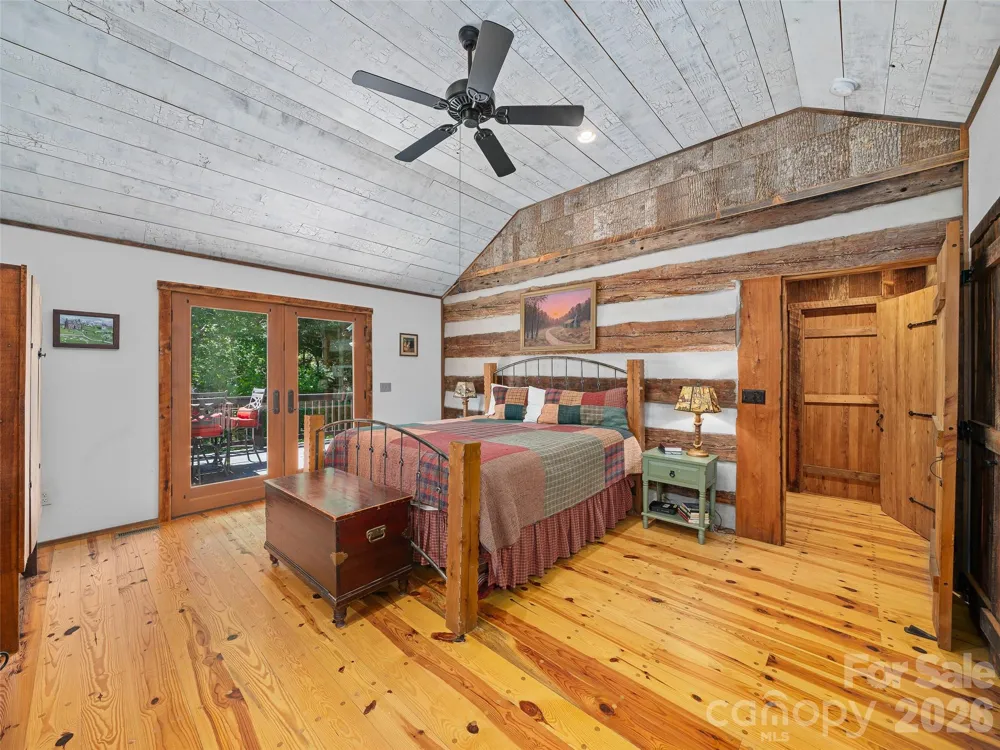 503 White Pine Lane Bakersville, NC 28705