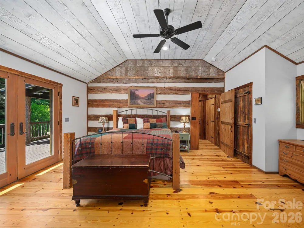 503 White Pine Lane Bakersville, NC 28705