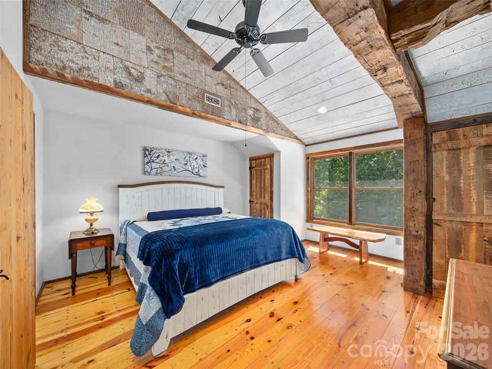 503 White Pine Lane Bakersville, NC 28705