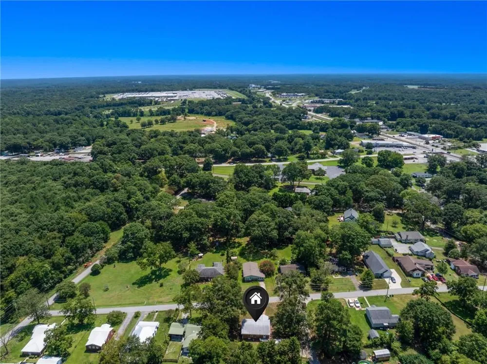 211 Harmony Street Commerce, GA 30529