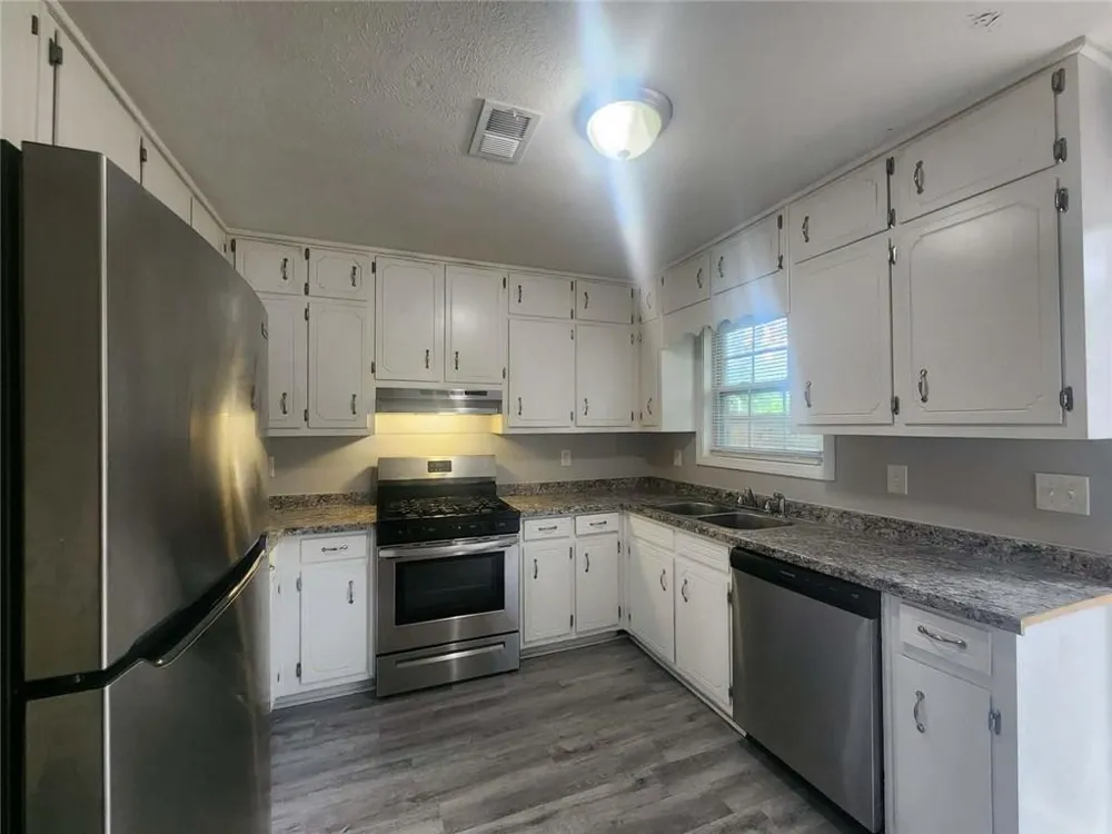1168 Pinedale Circle NW Conyers, GA 30012