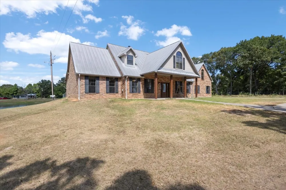 2777 Vz County Road 1810 Grand Saline, TX 75140