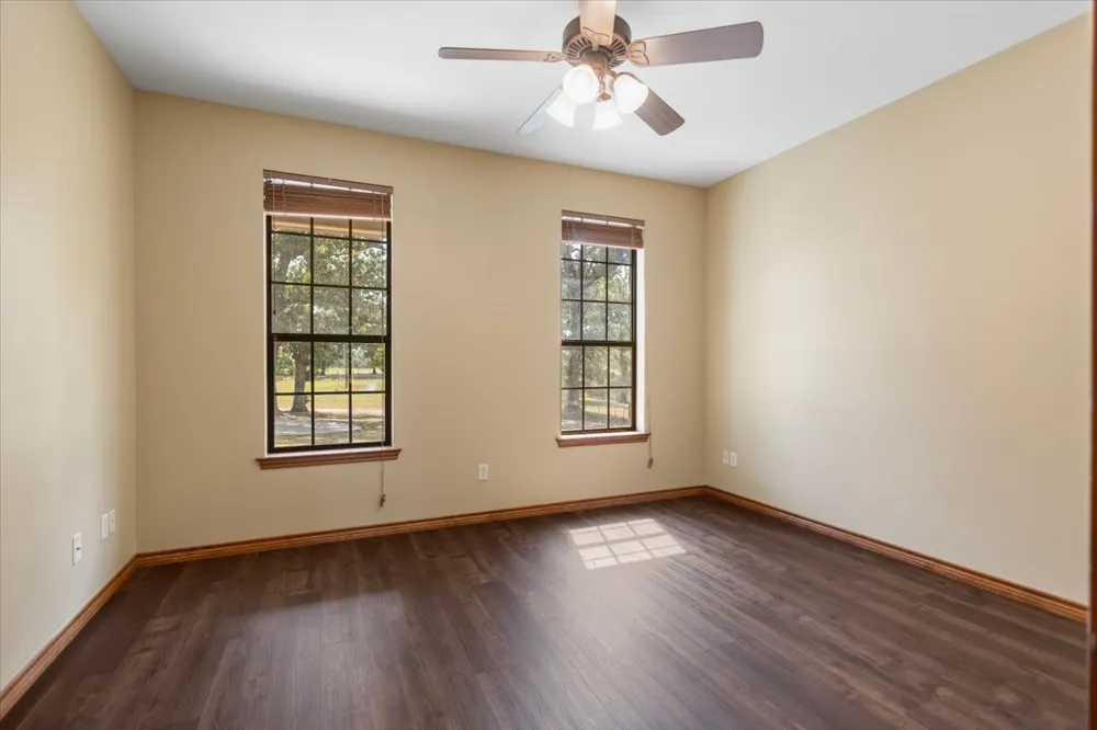 2777 Vz County Road 1810 Grand Saline, TX 75140