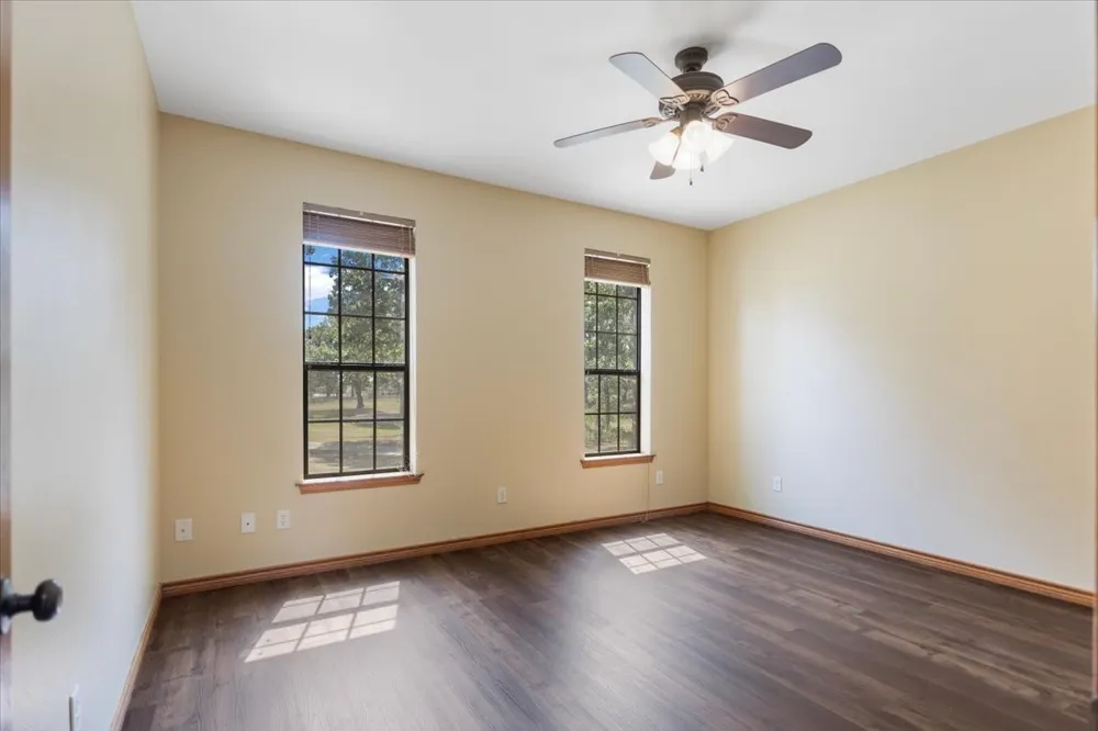 2777 Vz County Road 1810 Grand Saline, TX 75140