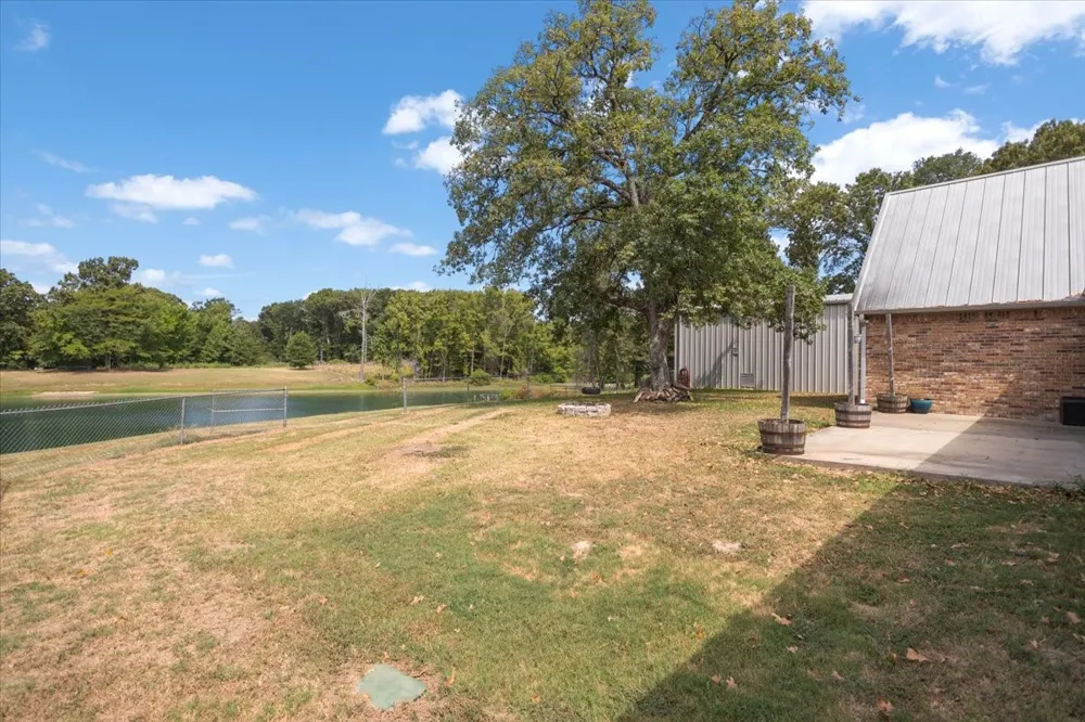 2777 Vz County Road 1810 Grand Saline, TX 75140