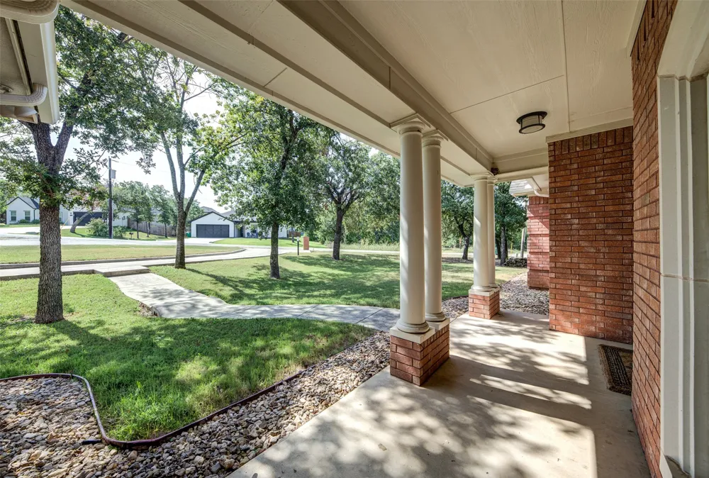 814 Haynie Drive Runaway Bay, TX 76426