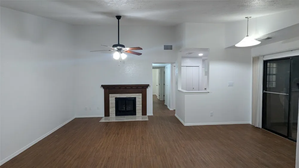 415 Liberty Place Grand Prairie, TX 75052