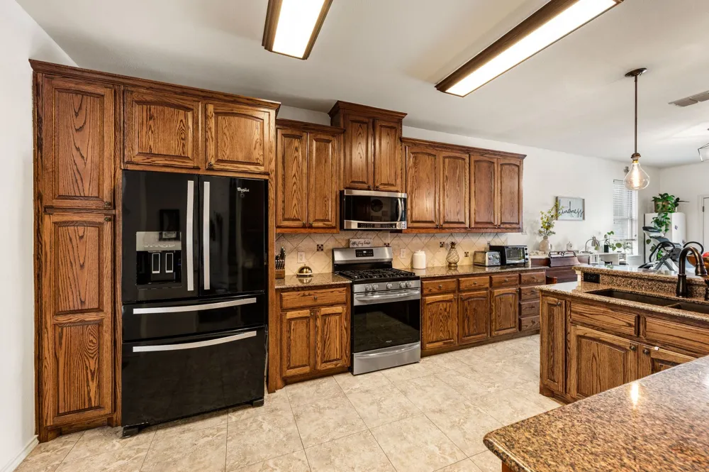 1100 Indian Trail Court Roanoke, TX 76262