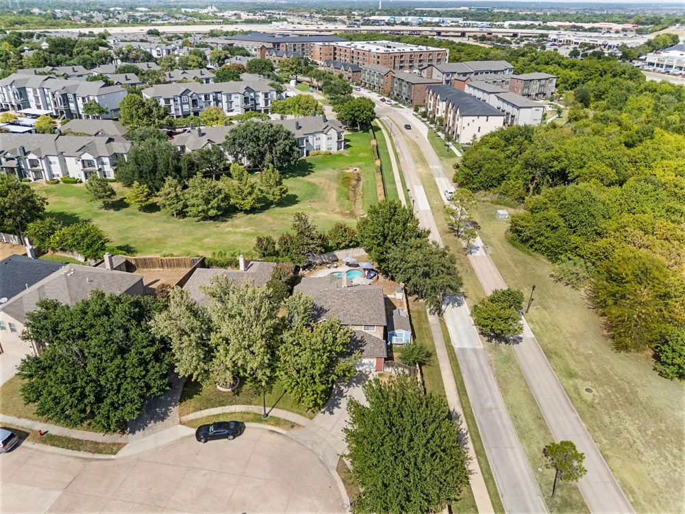 1100 Indian Trail Court Roanoke, TX 76262