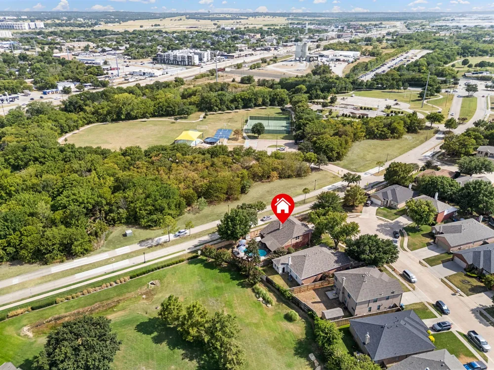 1100 Indian Trail Court Roanoke, TX 76262