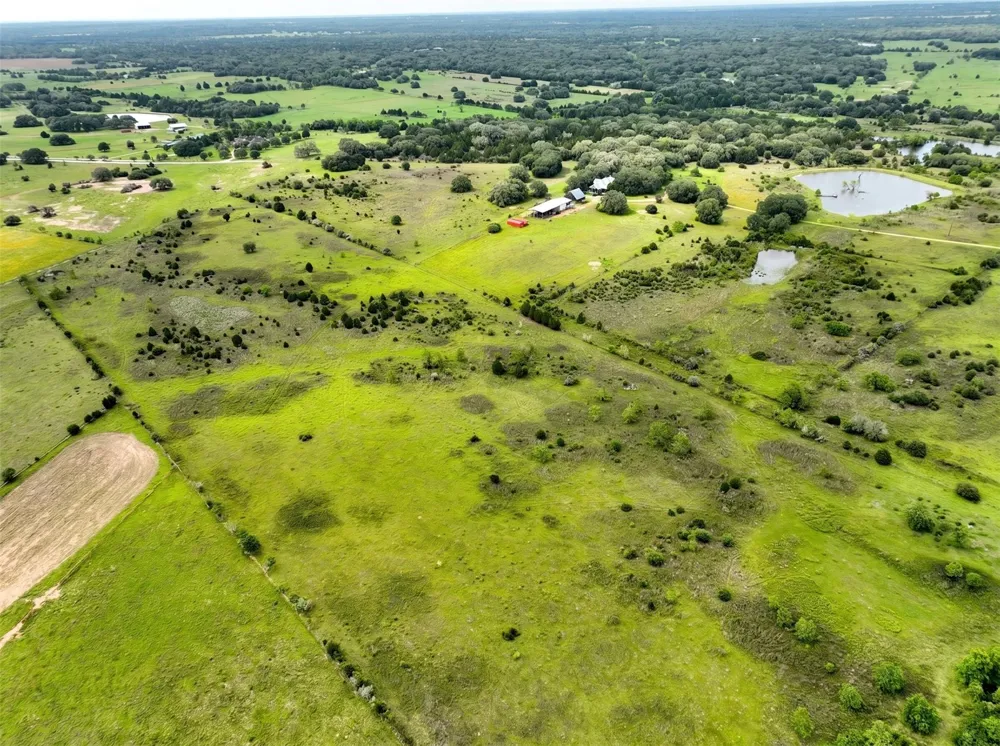 3295 Fm 949 Cat Spring, TX 78933