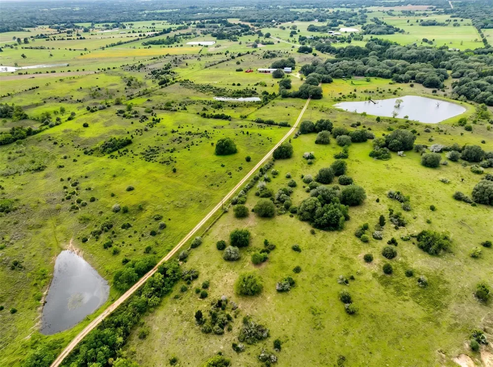 3295 Fm 949 Cat Spring, TX 78933