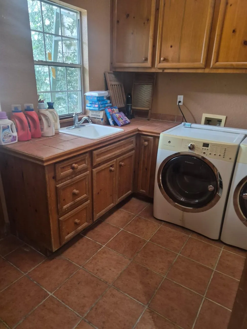 3295 Fm 949 Cat Spring, TX 78933