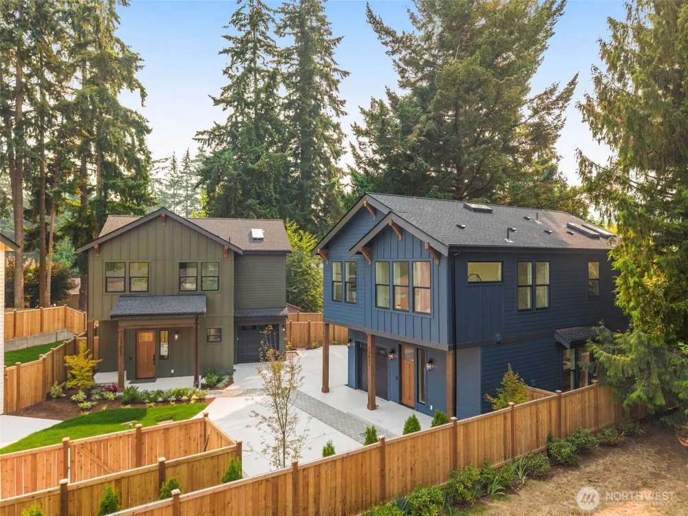 13637 103rd Avenue NE Kirkland, WA 98034