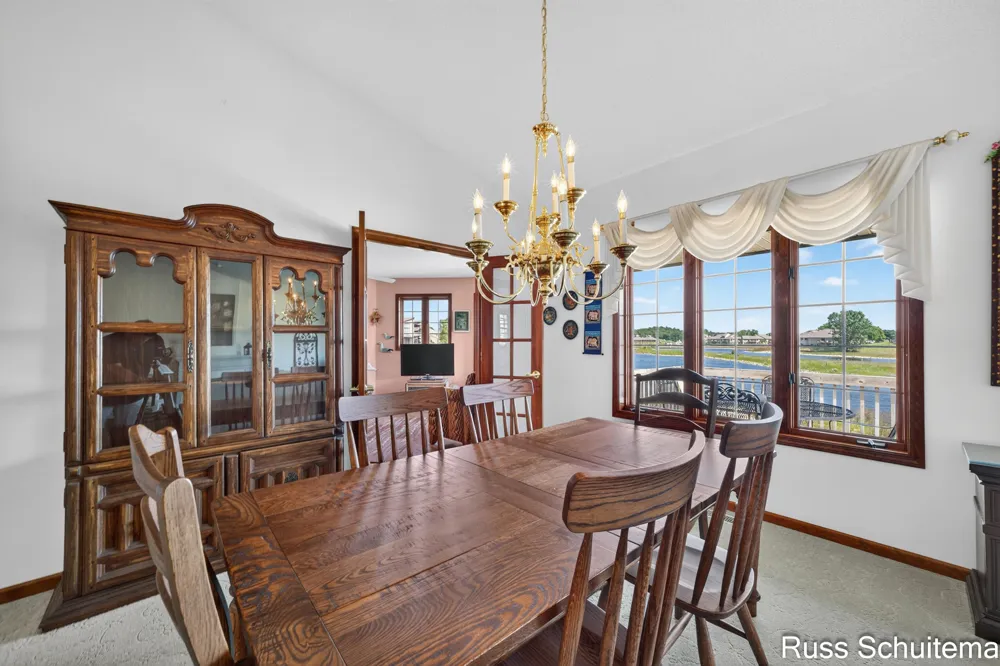 1682 W Harbour Towne Circle Muskegon City, MI 49441