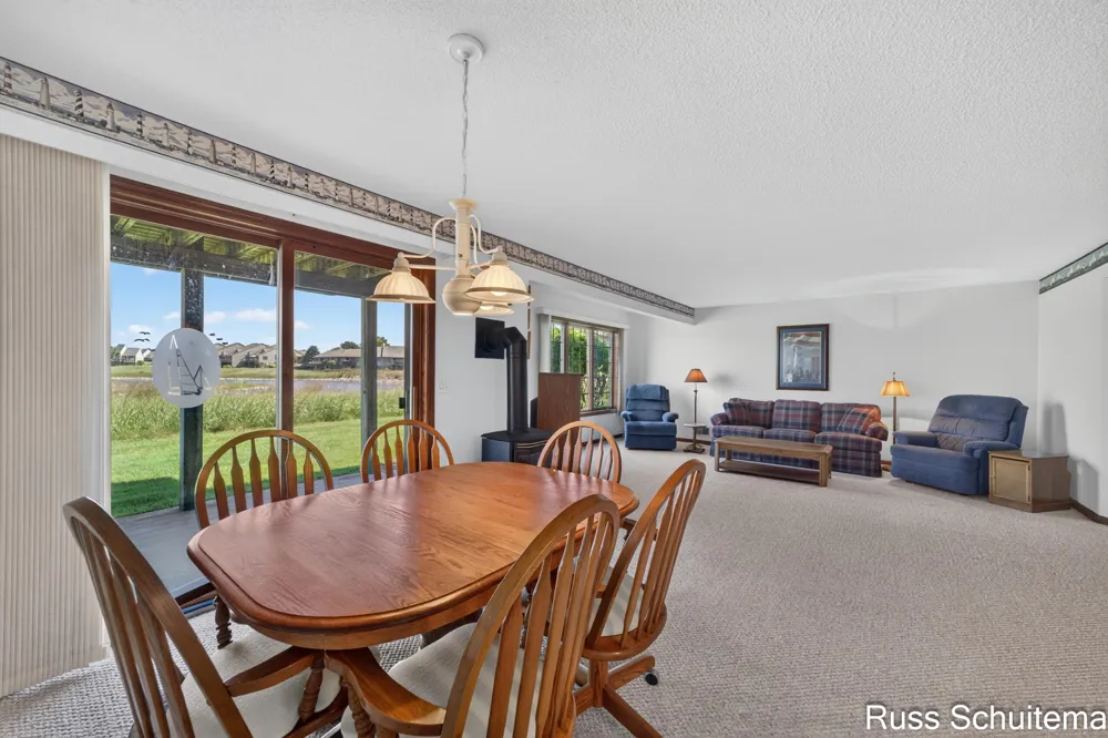 1682 W Harbour Towne Circle Muskegon City, MI 49441