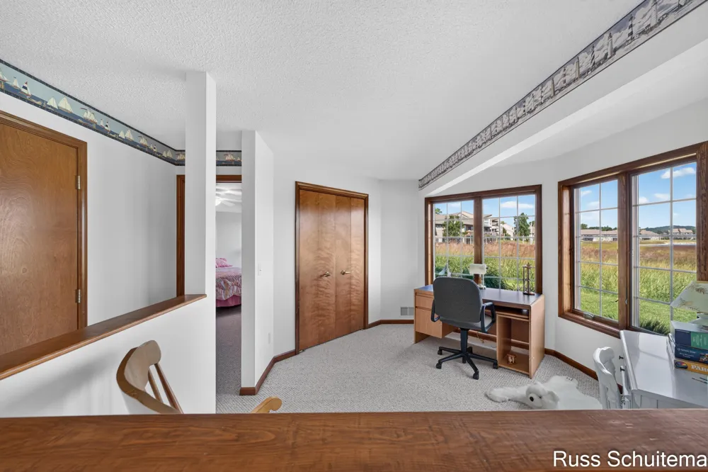 1682 W Harbour Towne Circle Muskegon City, MI 49441