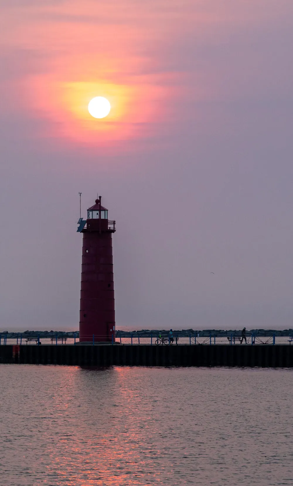 1682 W Harbour Towne Circle Muskegon City, MI 49441