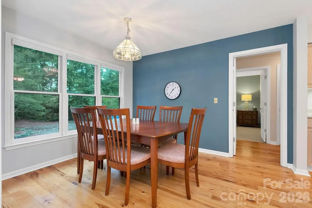 542 Soquili Drive Brevard, NC 28712