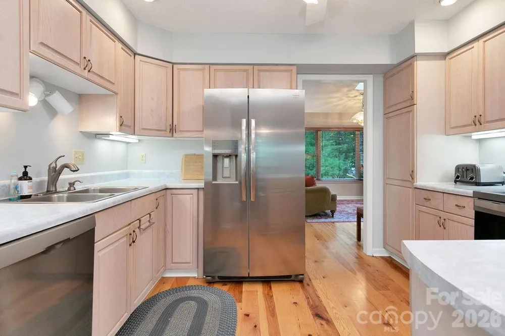 542 Soquili Drive Brevard, NC 28712