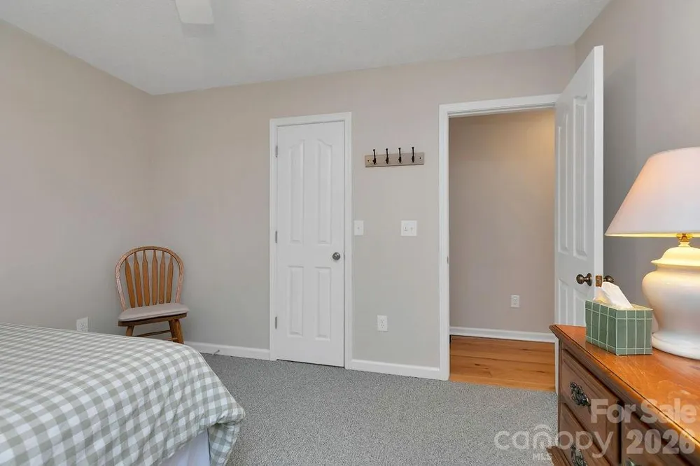 542 Soquili Drive Brevard, NC 28712
