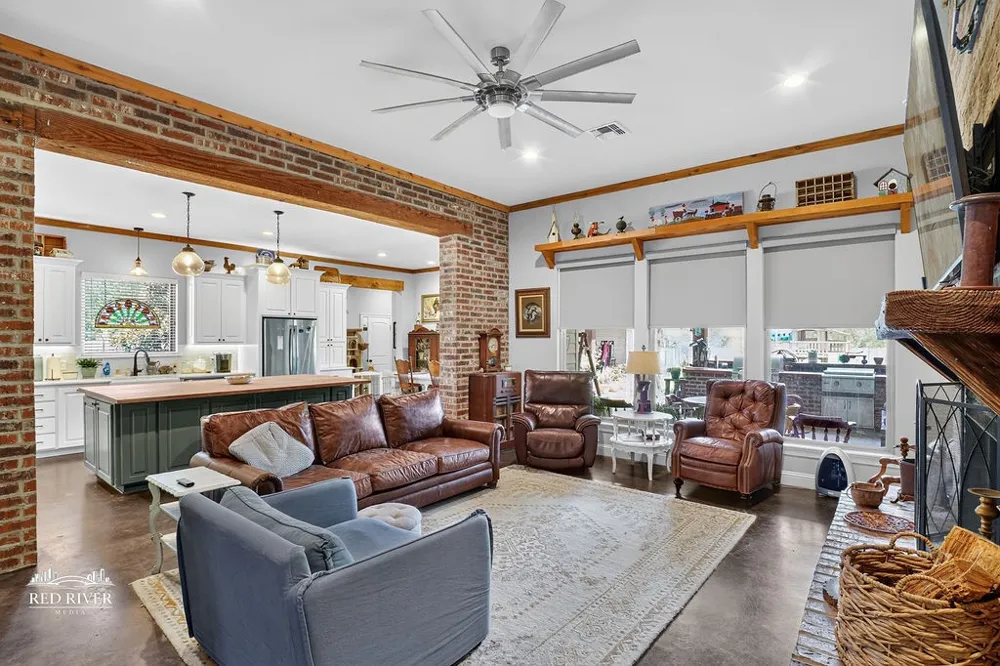 161 Ramsey Stonewall, LA 71078