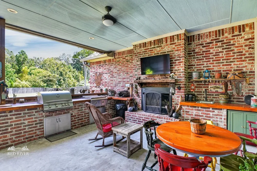 161 Ramsey Stonewall, LA 71078