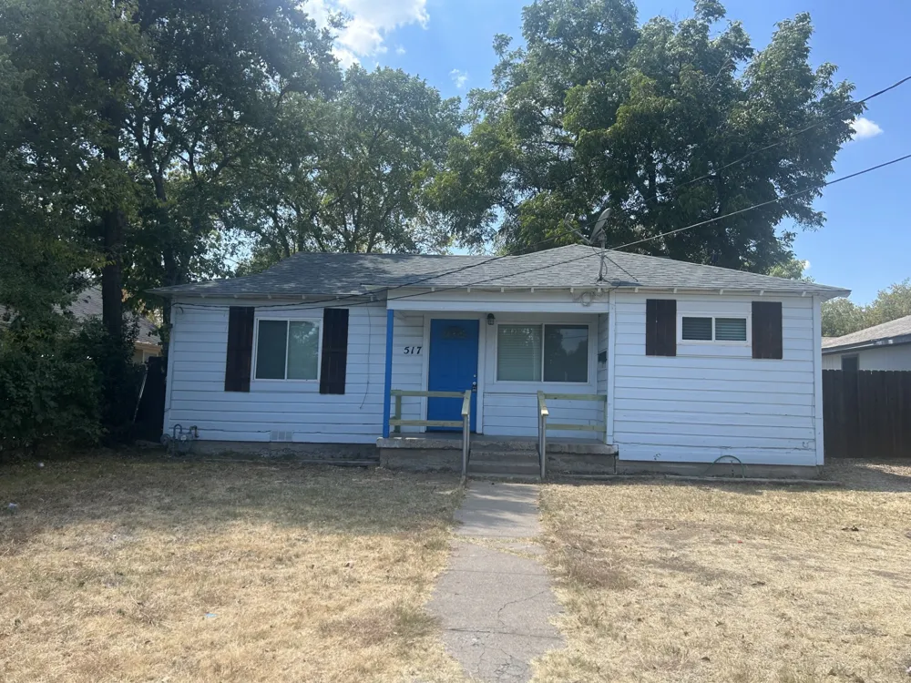 517 Hawthorne Street Irving, TX 75061