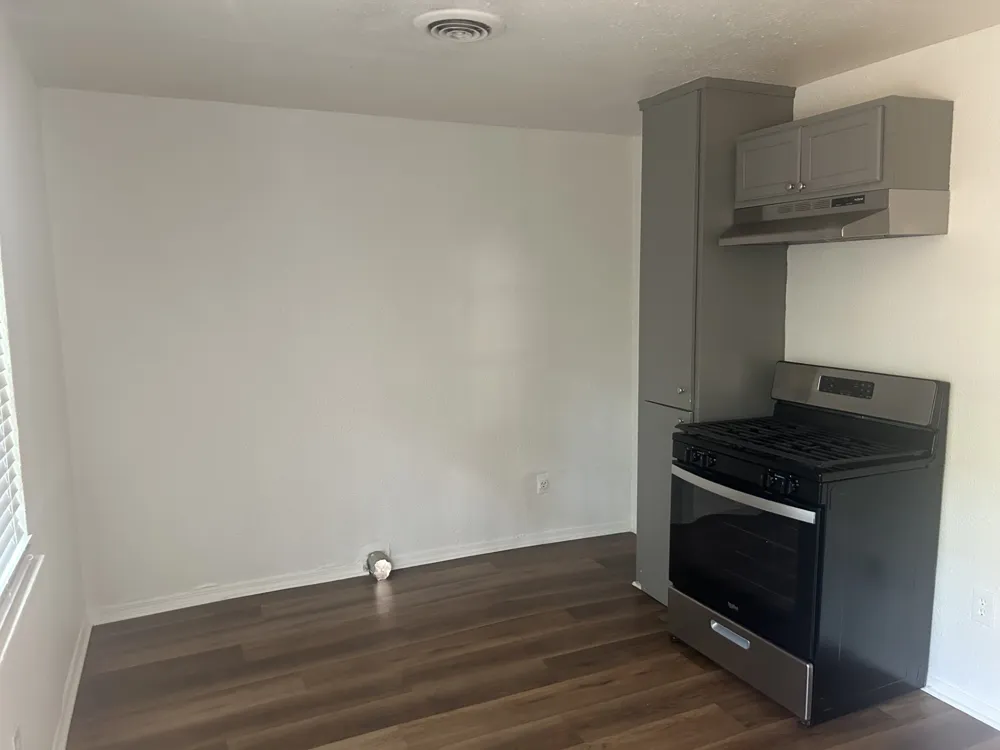 517 Hawthorne Street Irving, TX 75061