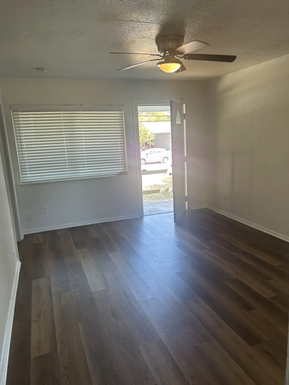 517 Hawthorne Street Irving, TX 75061