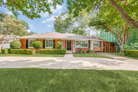4144 Beechwood Lane